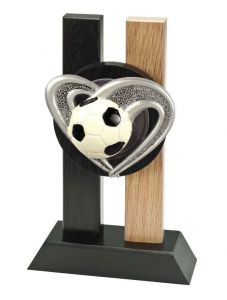 H340.2504 Fussball Holz-Pokal inkl. Beschriftung | 3 Größen